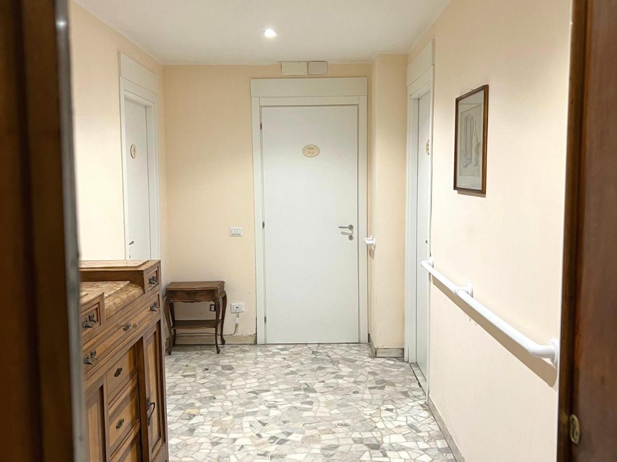 Palazzo Senesi Apartment Rome Exterior photo